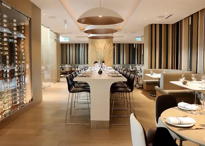 In Luxury hotels Versante