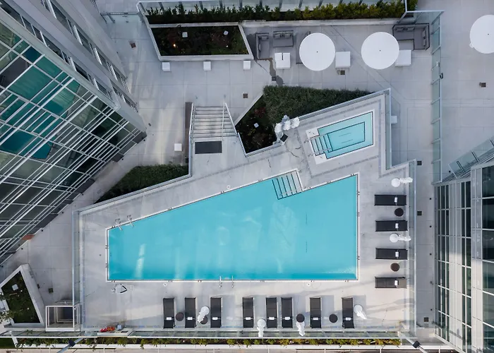 In Luxury hotels Versante
